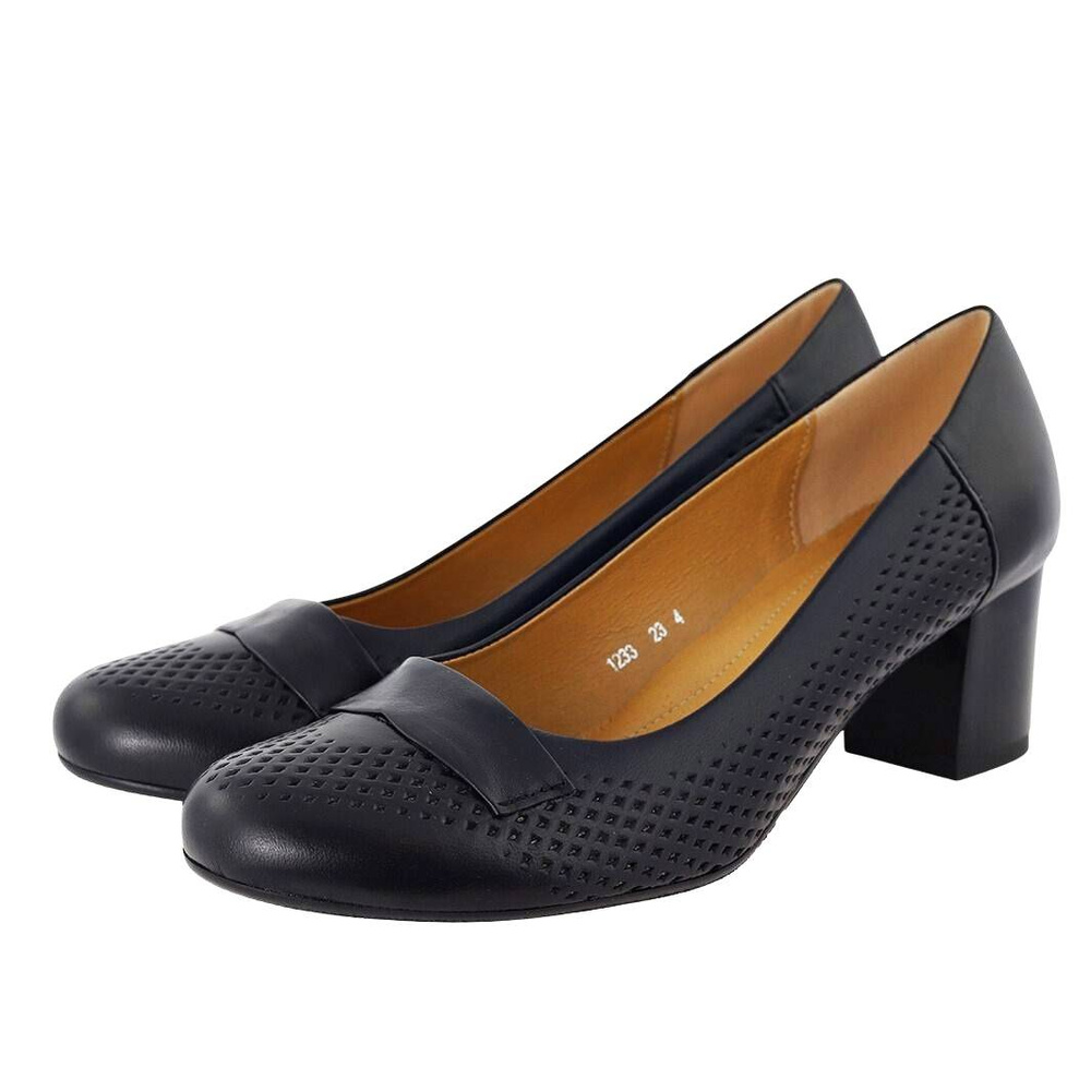 Чорні жіночі шкіряні туфлі на підборах від Darex