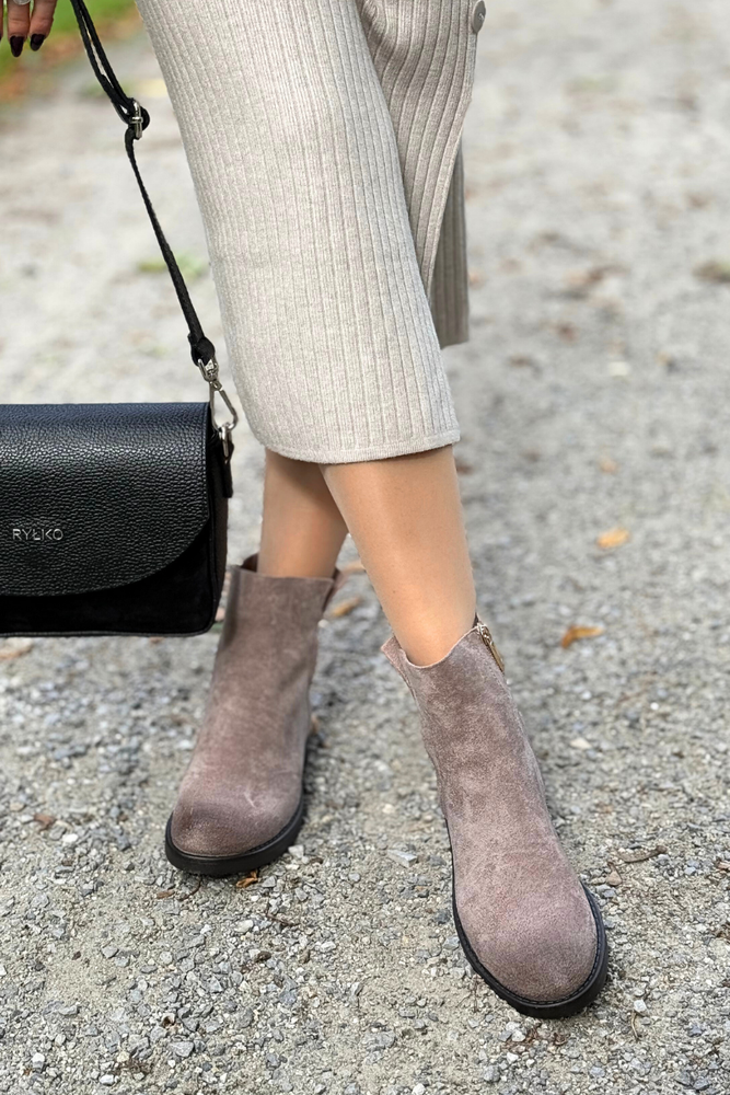 Khaki botki zamszowe na zamek