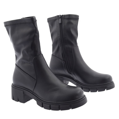 Чорні високі ботильйони на платформі