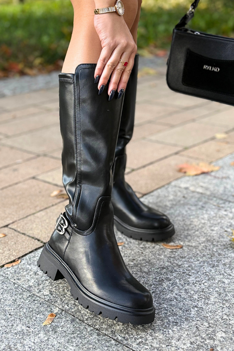 Czarne kozaki z ekoskóry ocieplane na obcasie z platformą