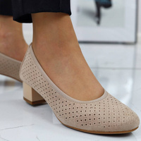 Ażurowe damskie półbuty kolor beżowy na obcasie Potocki