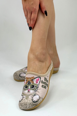 Kapcie damskie kryte welurowe z kotem, komfortowe do domu