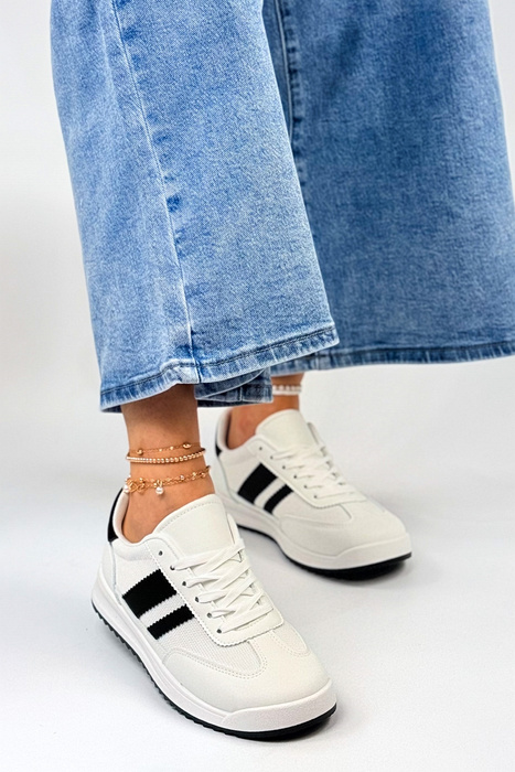 Białe sneakersy z ekoskóry przewiewne sznurowane