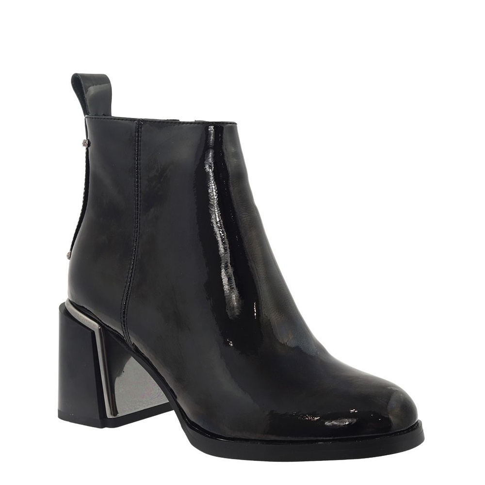 Botki skórzane lakierowane czarne na obcasie Artiker