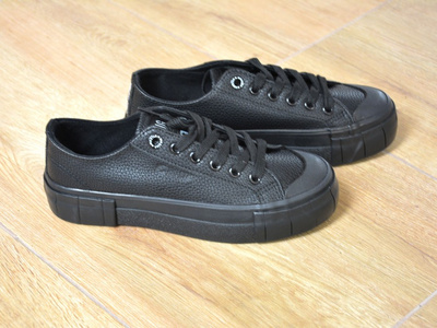 Кросівки BIG STAR II274189 чорні