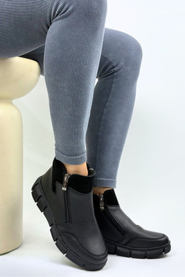 Botki damskie skórzane ocieplane na platformie z zamkiem czarne