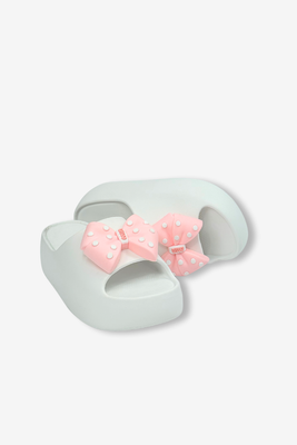 Klapki piankowe białe wsuwane na grubej platformie