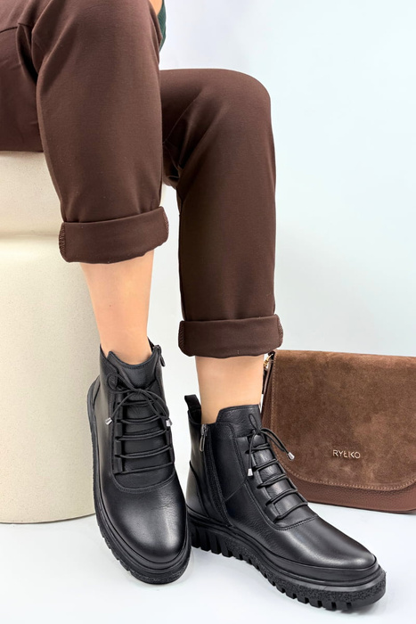 Trzewiki skórzane damskie za kostkę ocieplane czarne