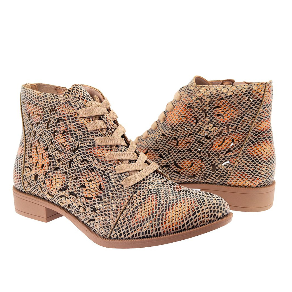 Złote botki z motywem skóry węza ażurowe płaskie