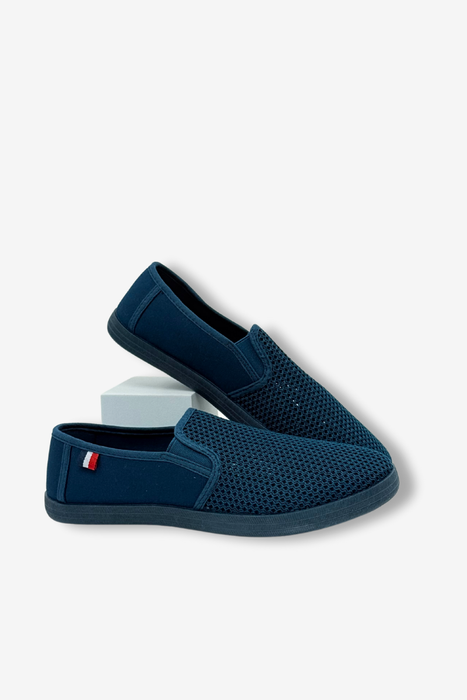 Granatowe męskie tenisówki materiałowe News