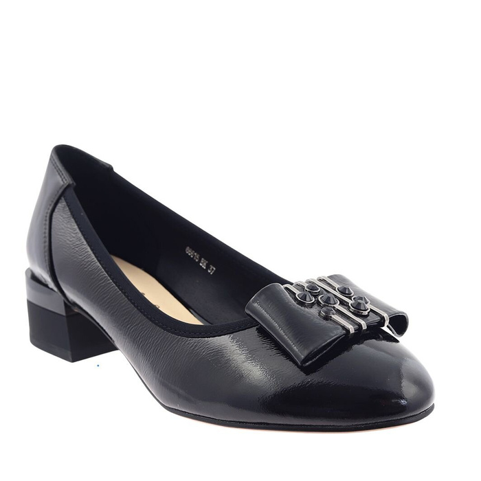 Чорні лаковані туфлі з колодкою Vinceza