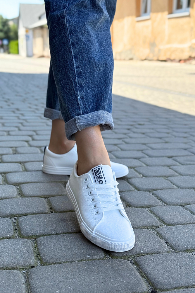 Білі жіночі кросівки Big Star на шнурівці на платформі