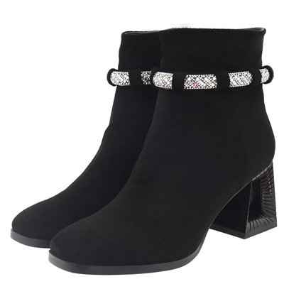 Czarne botki damskie na słupku S.Barski