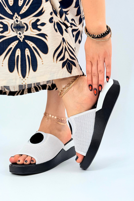 Золоті сліпони на гумці