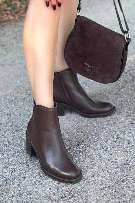 Черевики челсі RYŁKO 3GVS8_Z_ _TC3 C001-6 чорні