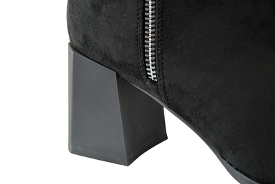 Botki D&A CR-L1012 czarne