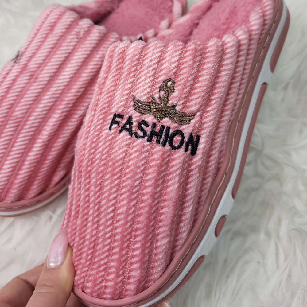 Сліпони жіночі рожеві