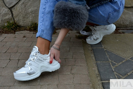 Sneakersy BOCCATO 135-081-02-96 białe