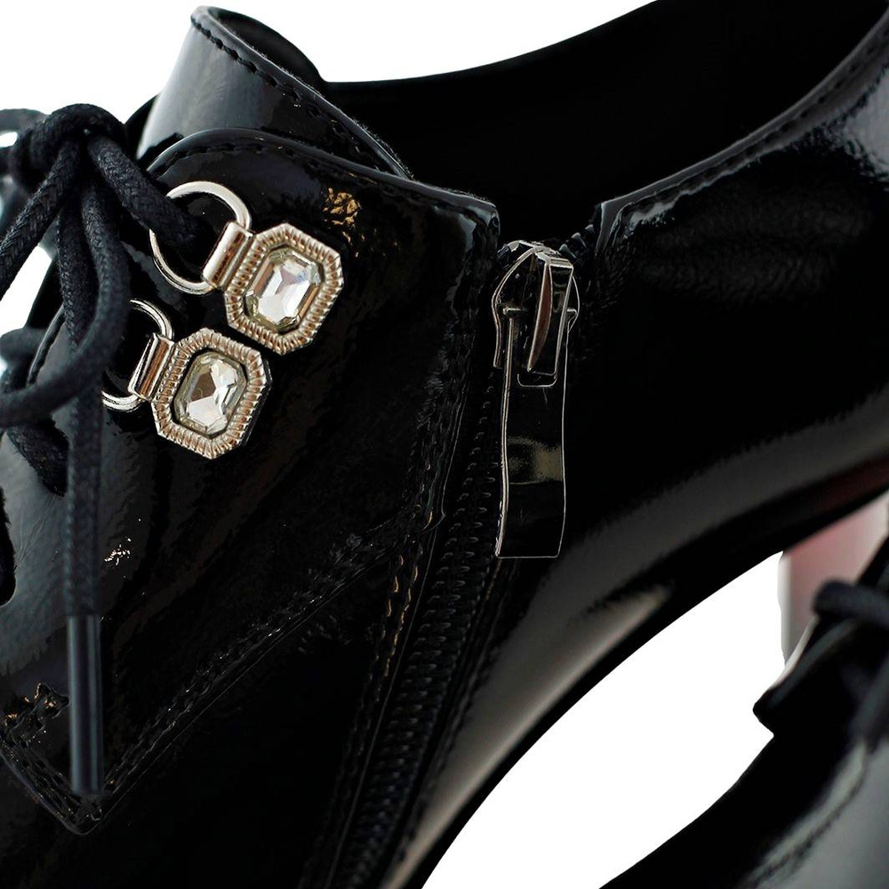 Чорні жіночі туфлі на модному каблуці S.Barski 