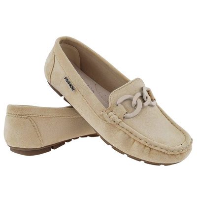 Бежеві жіночі замшеві мокасини на ланцюжку від Vinceza 