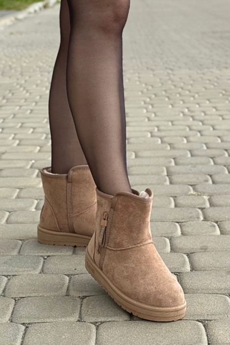 Чорні жіночі сліпони на хутрі