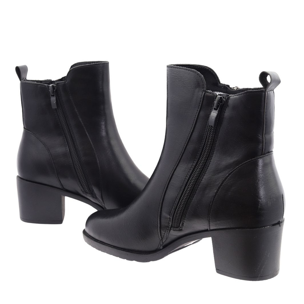 Жіночі чорні утеплені ботильйони M. Daszyński