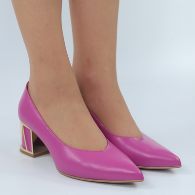 Шкіряні човники з декоративним блоком Kordel кольору фуксії