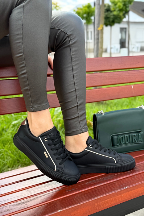 Czarne trampki damskie na platformie z ekoskóry Big Star