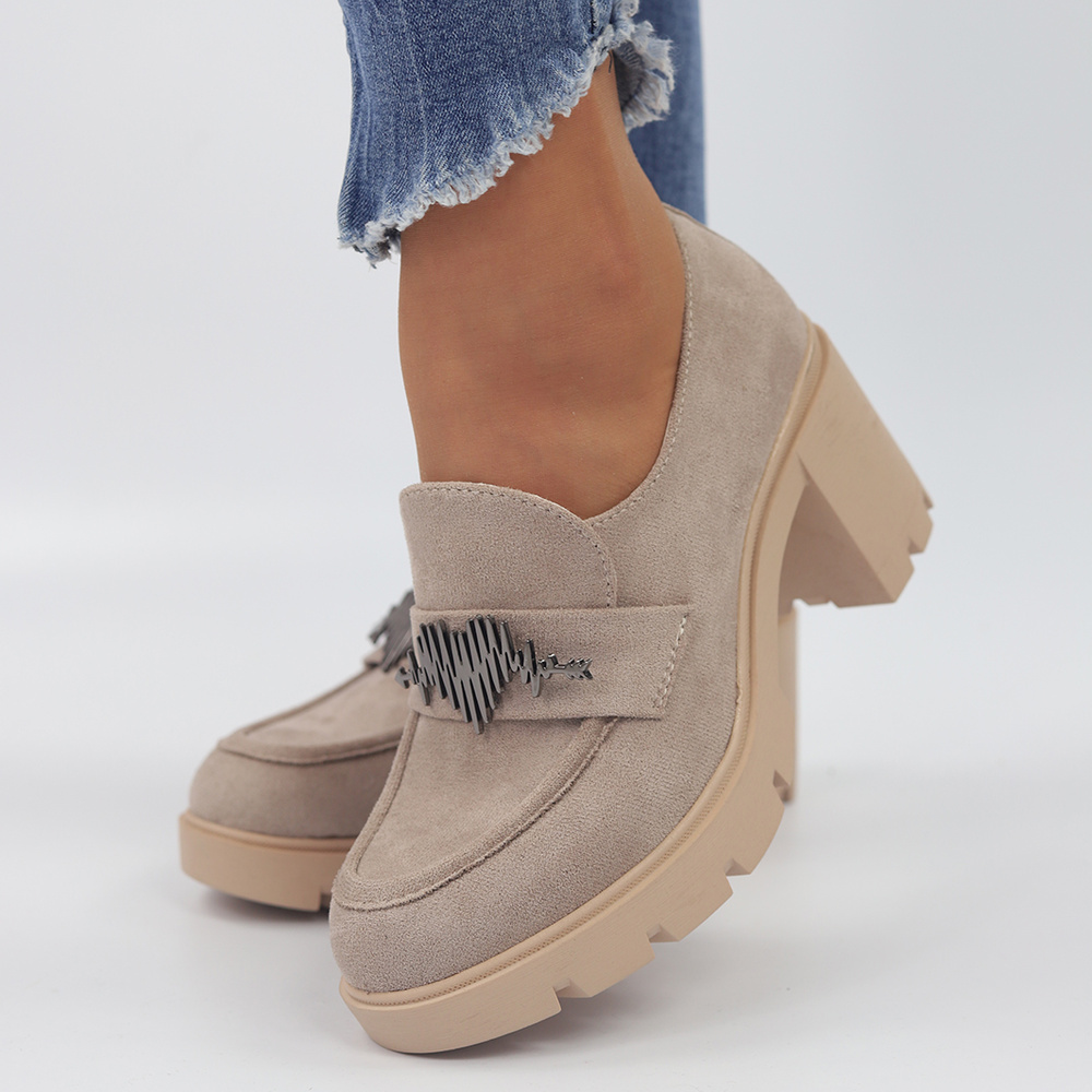 Сірі замшеві мокасини на високому каблуці M. Daszyński