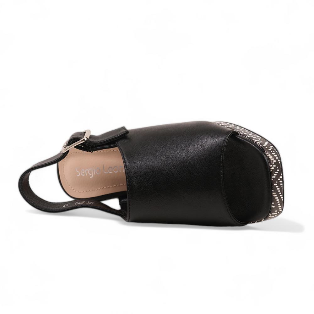 Czarne sandały na ozdobnym słupku Sergio Leone 