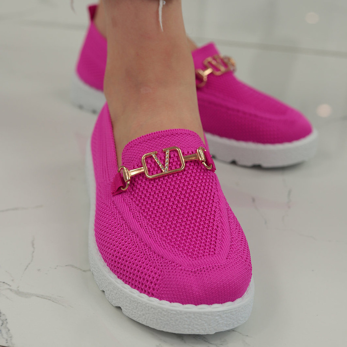 Жіночі рожеві кросівки з пряжкою