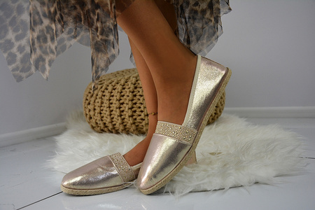 Stylowe espadryle McKeylor w kolorze złotym AH18-7902