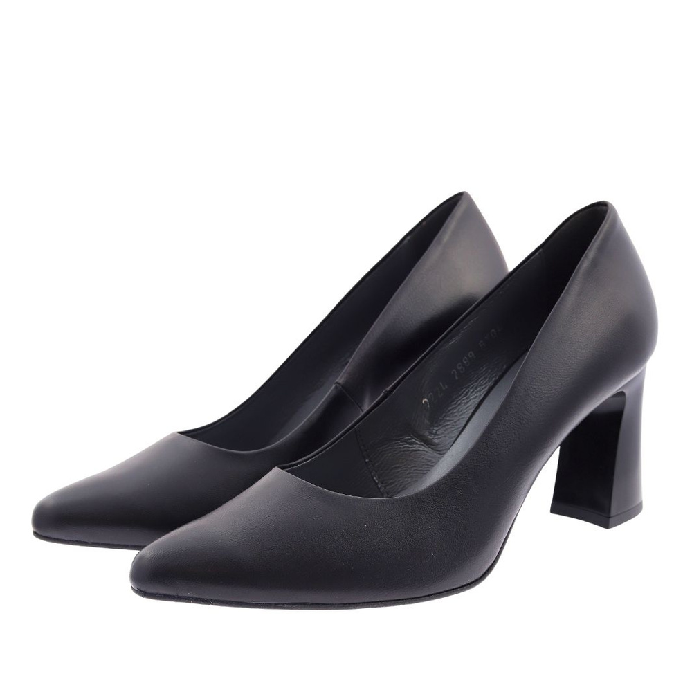 Чорні жіночі шкіряні човники на високому каблуці Kordel