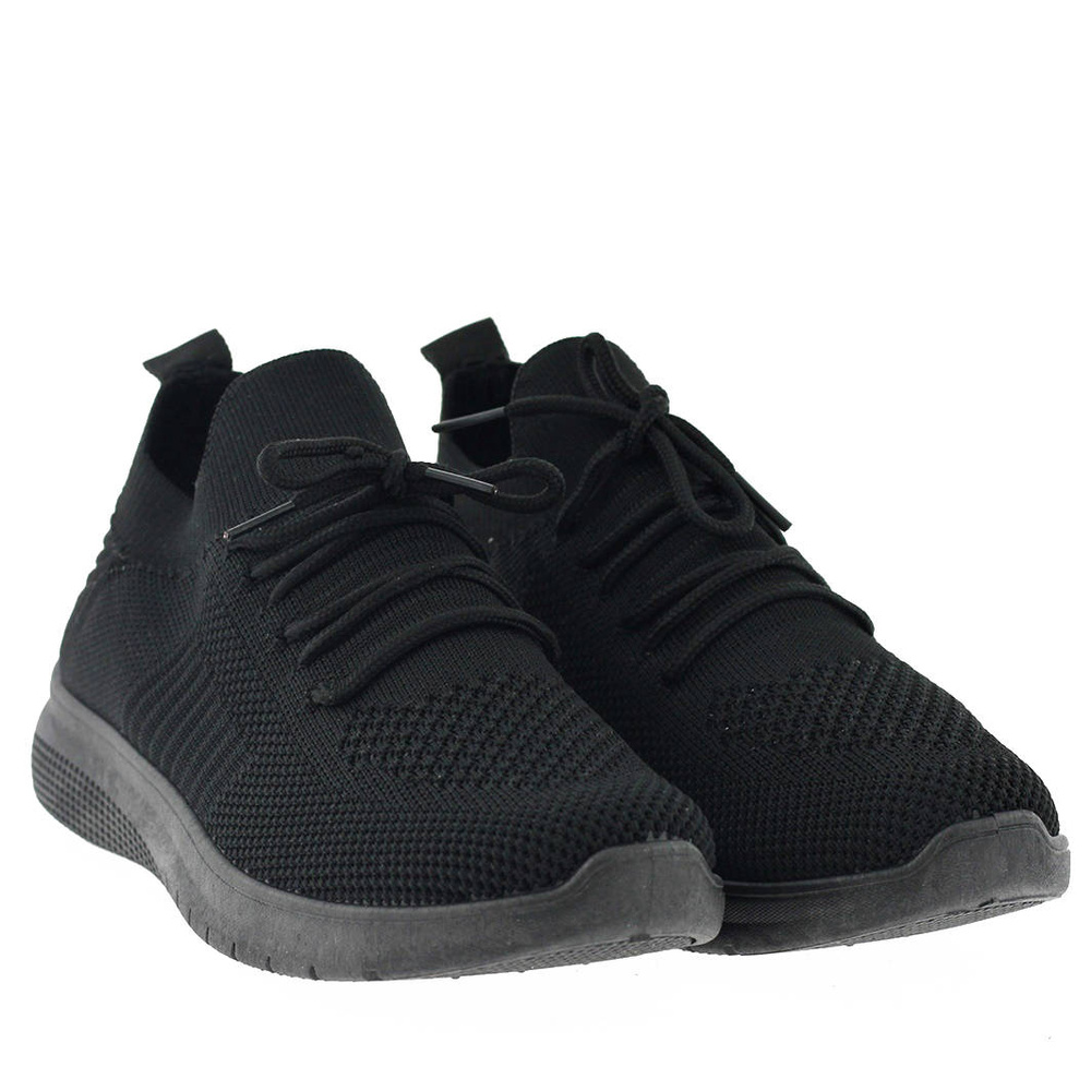 Жіноче чорне спортивне взуття Новинки