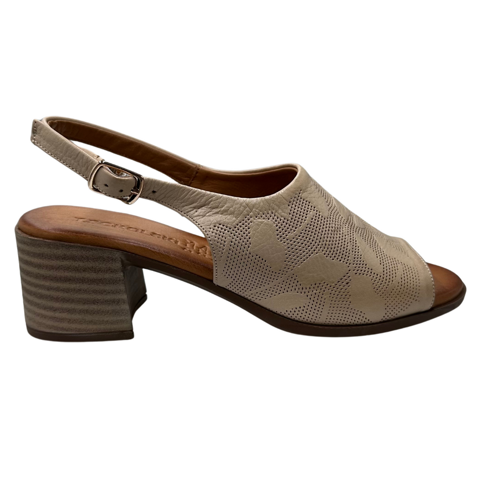 Skórzane sandały beżowe na klocku T. Sokolski