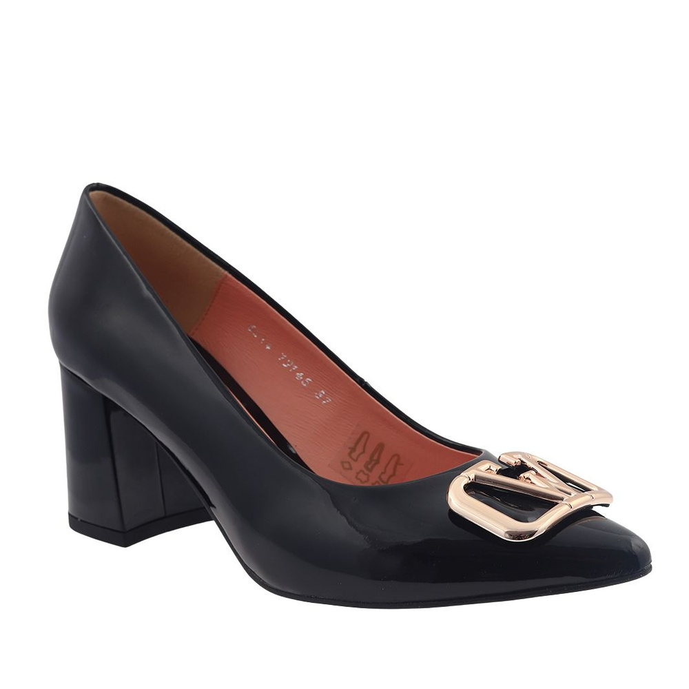 Чорні лаковані туфлі на каблуці Baldaccini