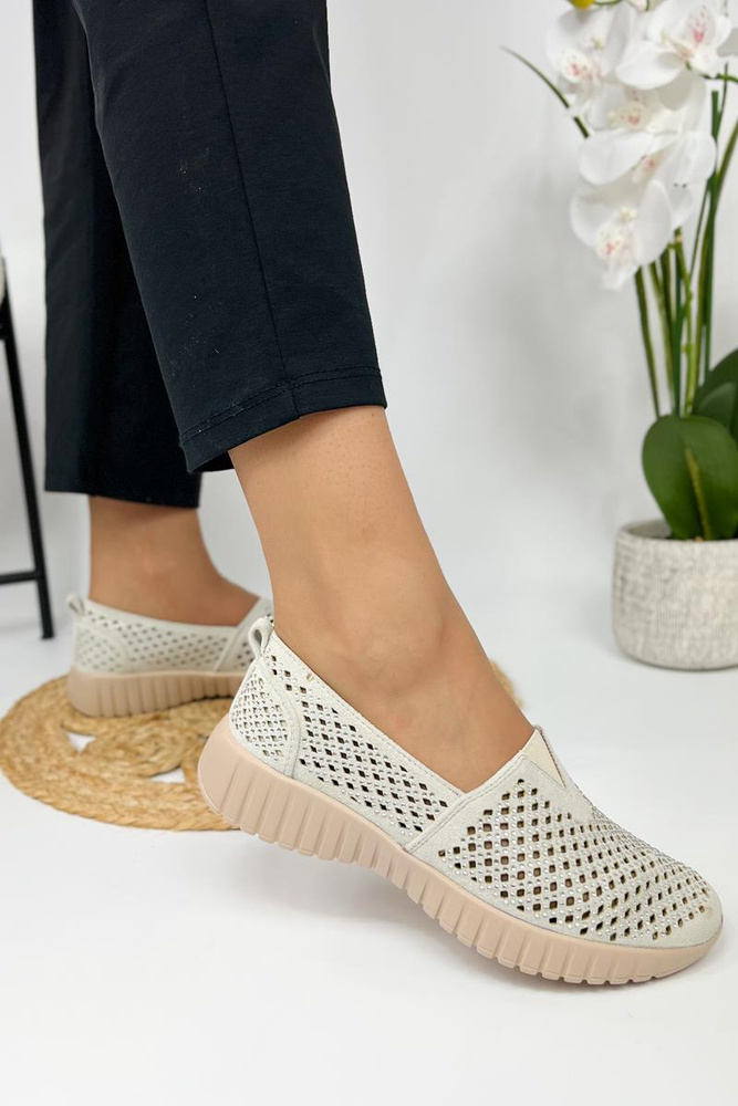 Туфлі жіночі ажурні на плоскій підошві