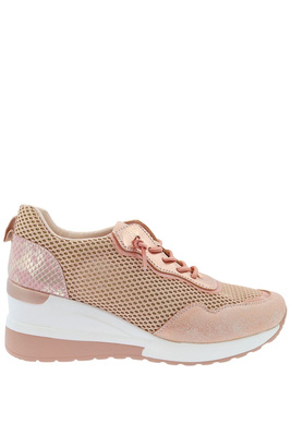 Różowe sneakersy na koturnie z ciekawą wstawką z tyłu