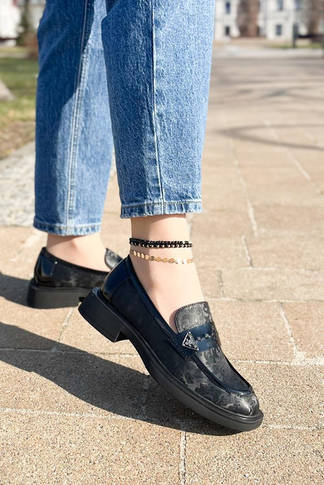 Mokasyny damskie czarne wsuwane płaskie