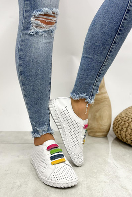 Skórzane półbuty białe płaskie