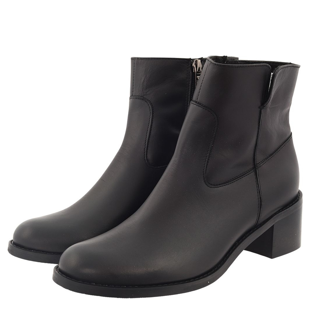 Чорні шкіряні ботильйони з колодкою Pesco