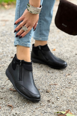 Ботильйони RIEKER Z9583-00, чорні, з оборками