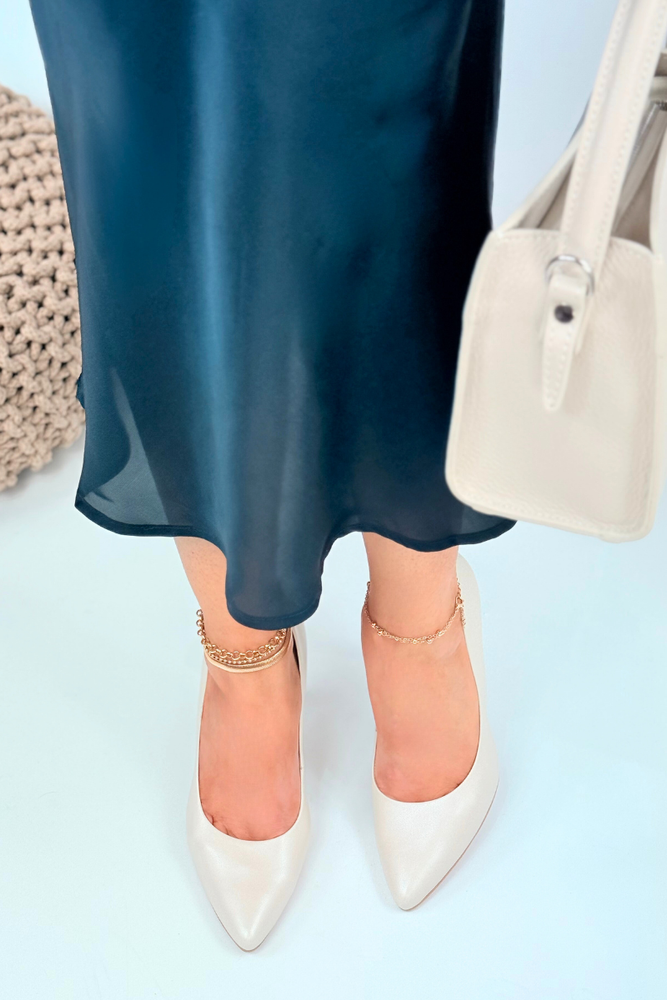 Жіночі чорні шкіряні човники з декором