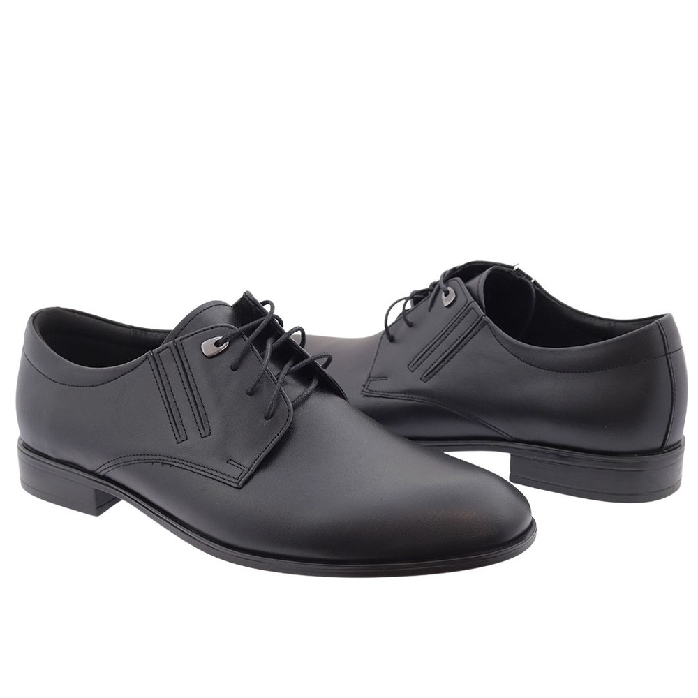 Чоловічі парадні шкіряні туфлі на низькому каблуці, чорні