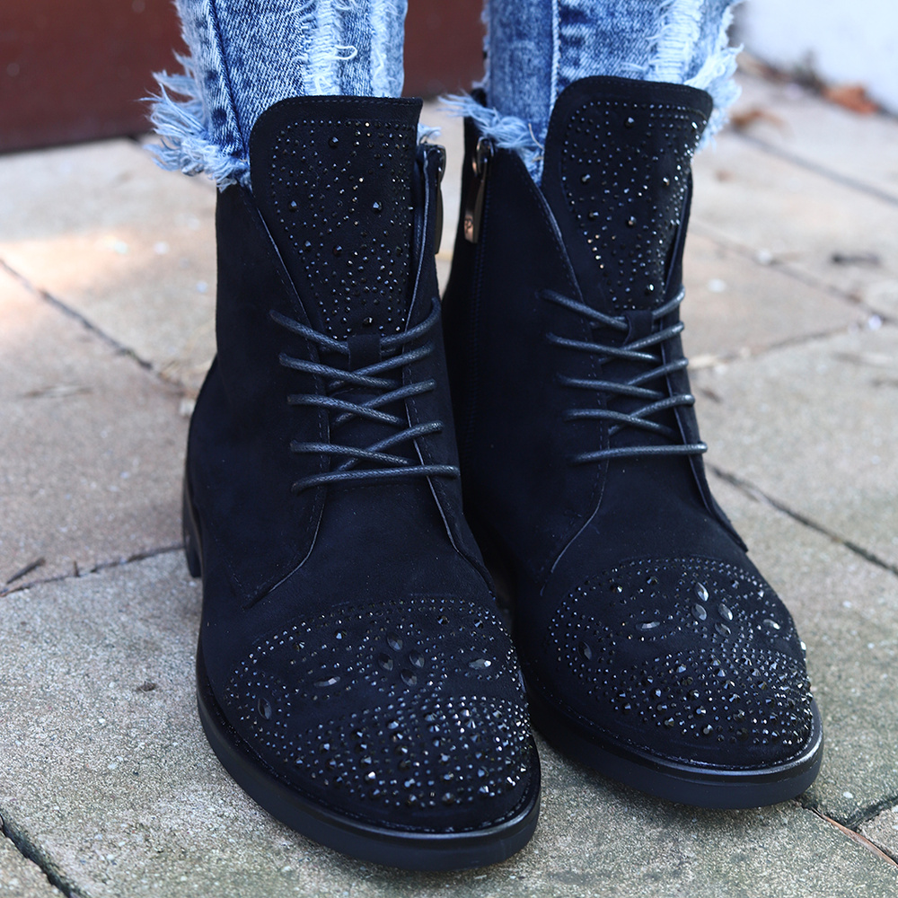 Чорні ботильйони з цирконами від Potocki