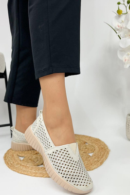 Туфлі жіночі ажурні на плоскій підошві