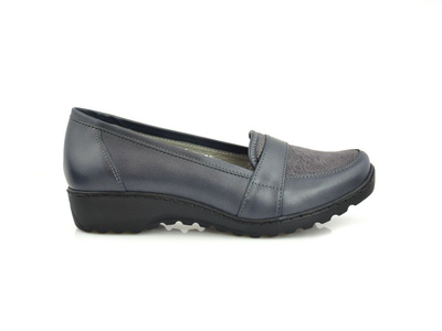 Сірі туфлі на танкетці AXEL 1889