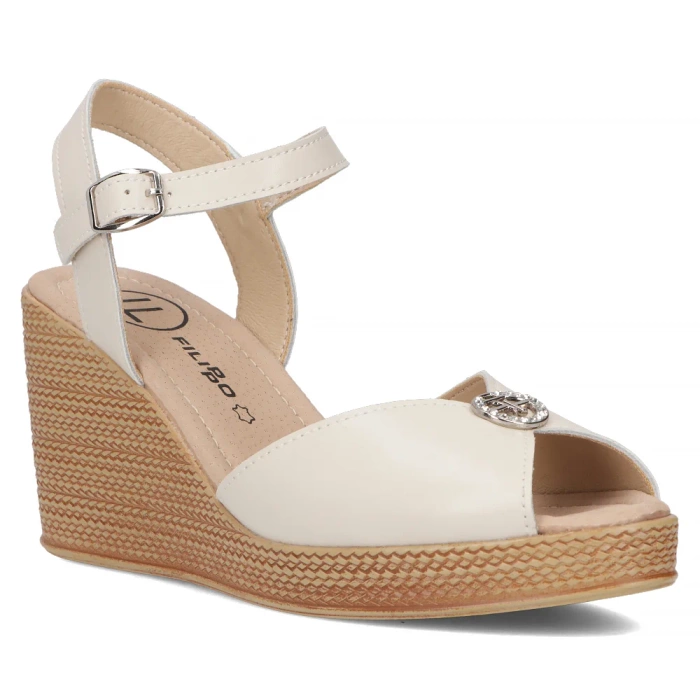 Шкіряні босоніжки на високих підборах Filippo на танкетці кольору екрю