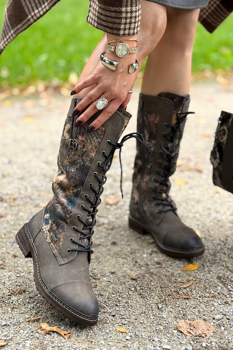 Чорні шкіряні чоботи вище коліна на блискавці Rieker