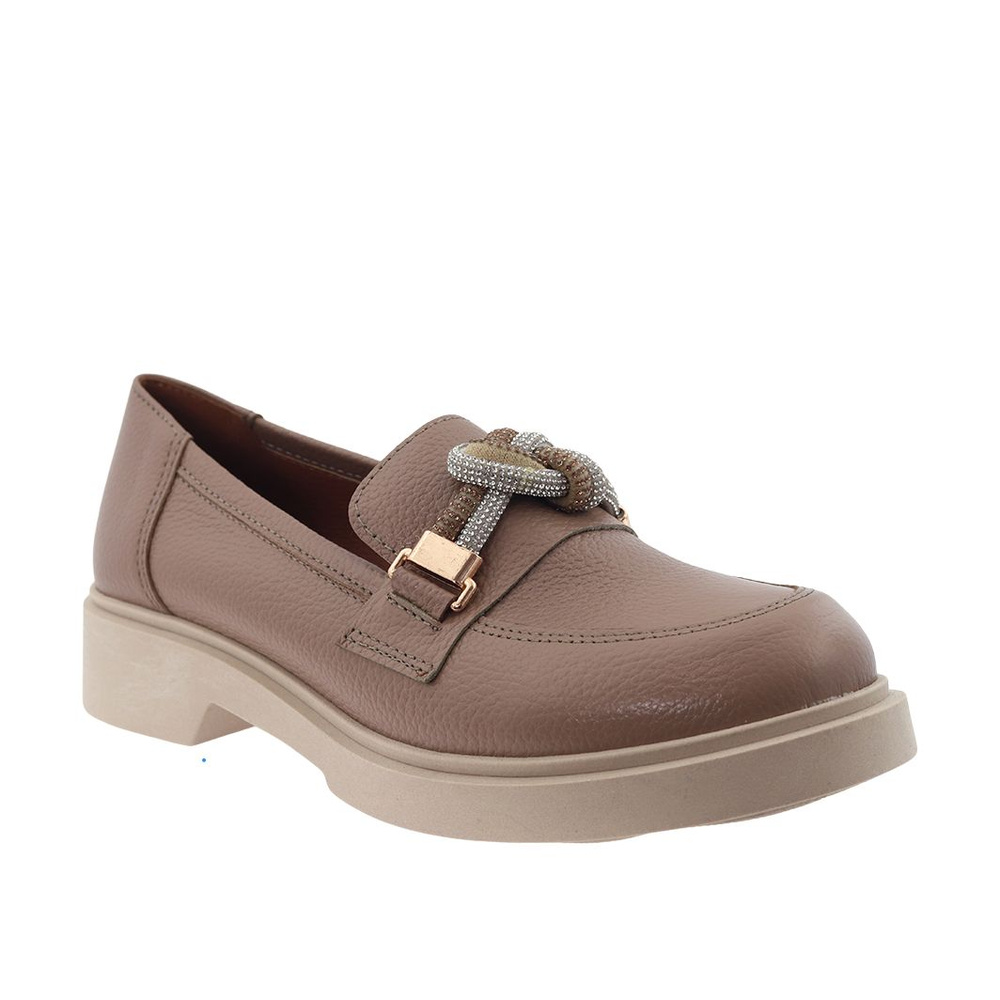 Бежеві шкіряні лофери із заплутаним вузлом у стразах від Gamis